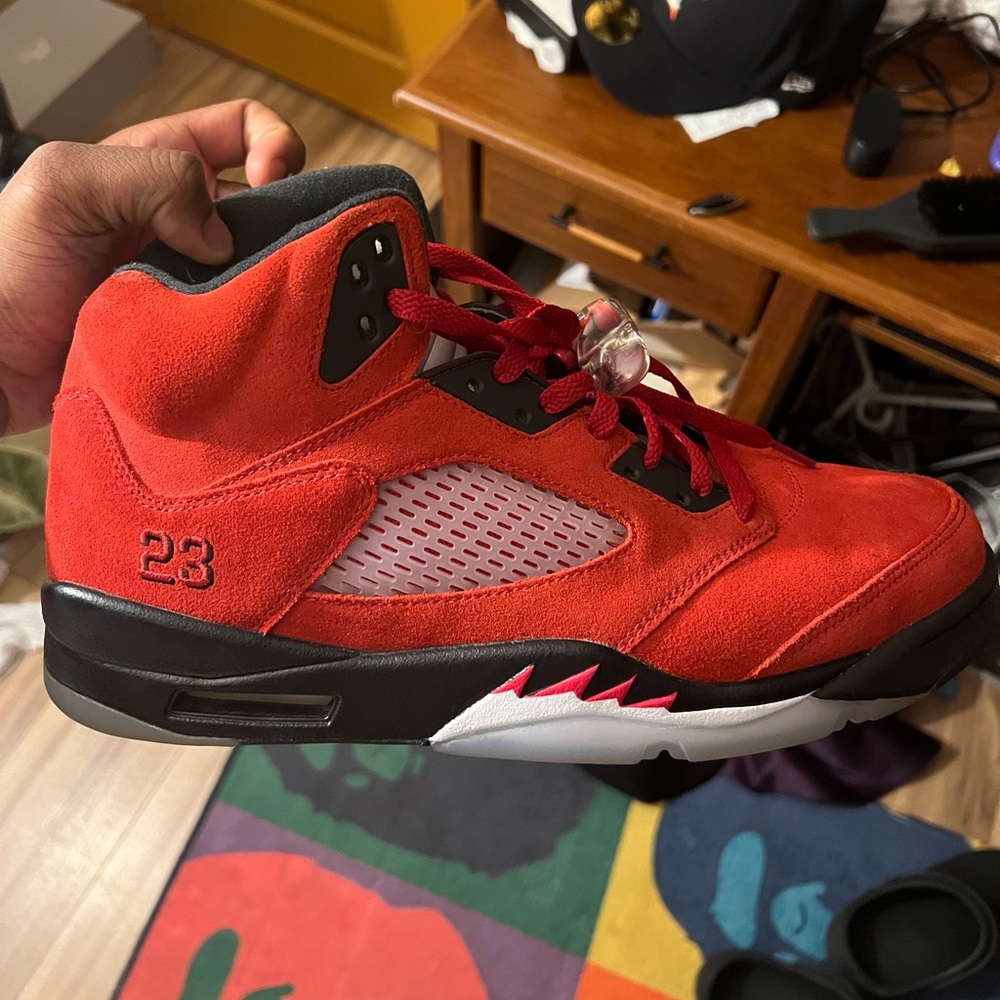 Jordan fire red 5s great condition 8-10 with box